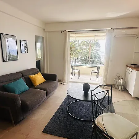 דירה One Bedroom With A Sea View Right By The Croisette Beaches And The Center Of Cannes. - 2287 קאן